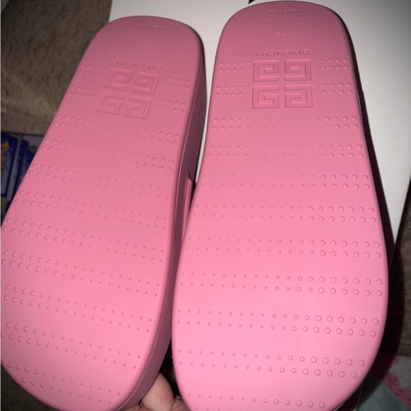 *AUTHENTIC* Givenchy Bright Pink Platform Sandals size 35 - Picture 8 of 9